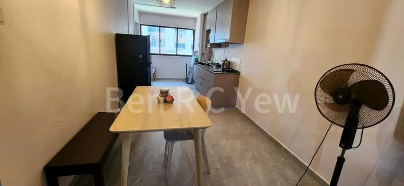 Common Room (HDB) for Rent in 516 Hougang Avenue 10 - Image 2