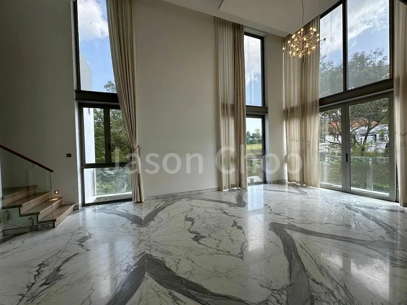5 Bed Condo for Rent in  White House Residences - Image 1