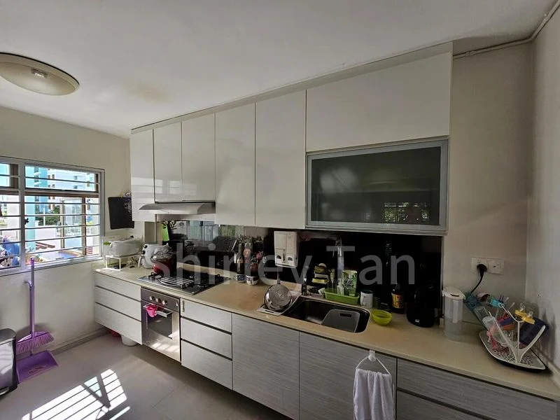5 Room (5I) HDB for Rent in  165A Punggol Central - Image 4