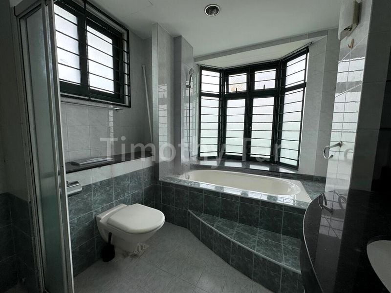 6 Bed Bungalow (Landed) for Rent in  Windsor Park - Image 2