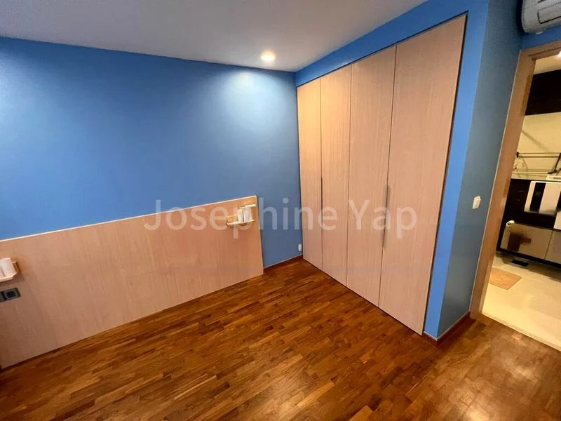 2 Bed Executive Condo for Sale in  Esparina Residences - Image 7