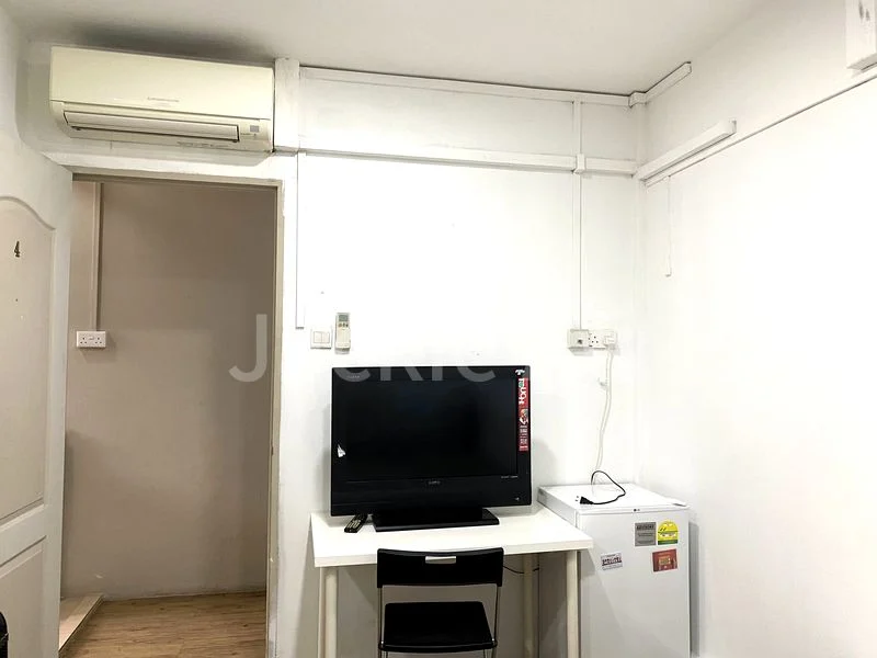 Master Room (Condo) for Rent in Mayo Street - Image 21