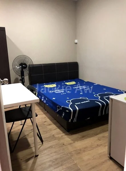 Master Room (Condo) for Rent in Mayo Street - Image 7