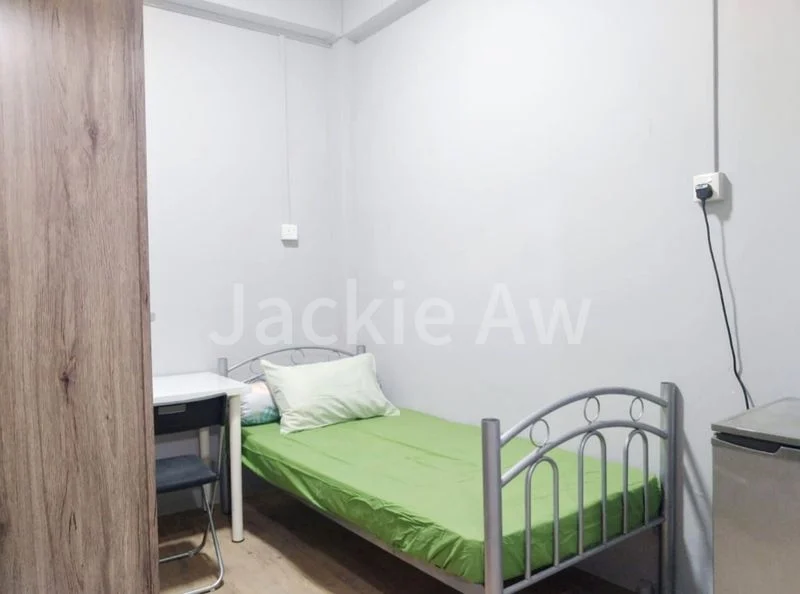 Master Room (Condo) for Rent in Mayo Street - Image 27