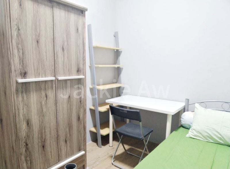 Master Room (Condo) for Rent in  Mayo Street - Image 26