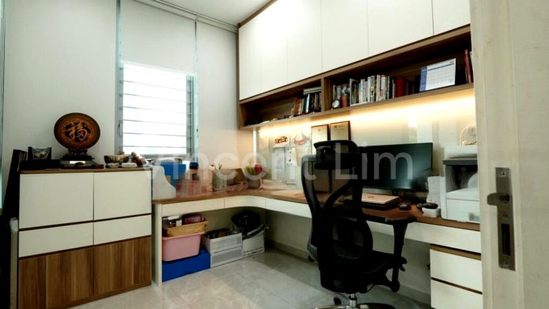 3 Bed Condo for Sale in  Canberra Residences - Image 9