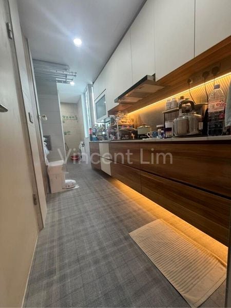 3 Bed Condo for Sale in  Canberra Residences - Image 4