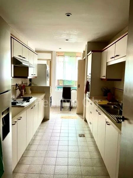 3 Bed Condo for Rent in  Maple Woods - Image 3