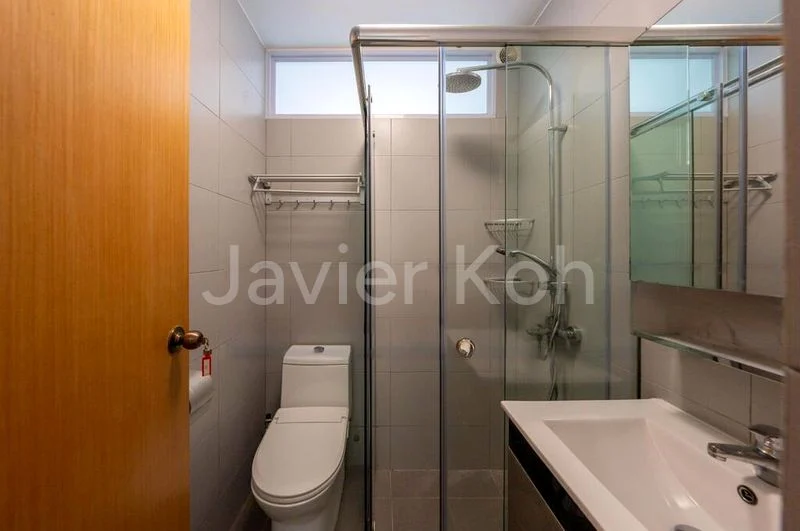 4 Bed Semi-Detached House (Landed) for Rent in  Sea View Park - Image 11