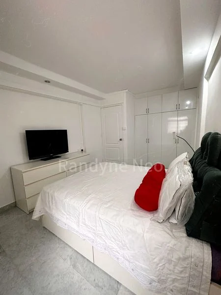 Master Room (HDB) for Rent in  346 Ang Mo Kio Avenue 3 - Image 4