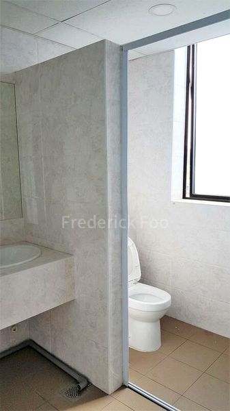 Light Industrial (B1) for Rent: Prime Location, Walk to Potong Pasir MRT - Image 1