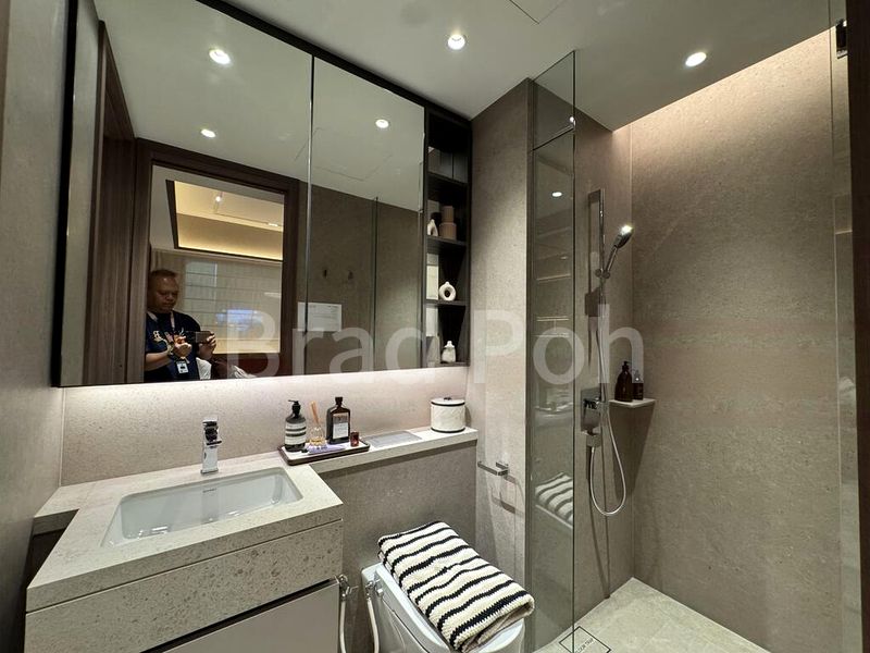 2 Bed Condo for Sale in The Robertson Opus / Robertson Opus - Image 6