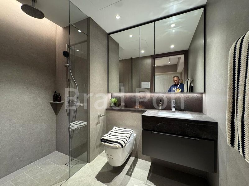 2 Bed Condo for Sale in The Robertson Opus / Robertson Opus - Image 9