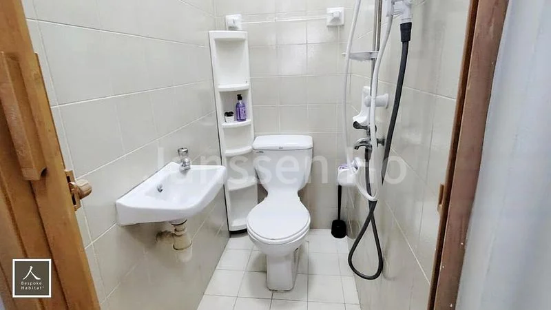 Common Room (Condo) for Rent in  Tanglin View - Image 7