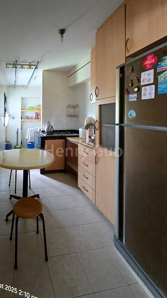 Master Room (HDB) for Rent in  392 Bukit Batok West Avenue 5 - Image 4