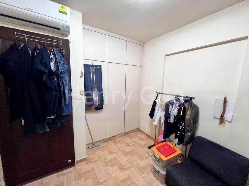 Master Room (HDB) for Rent in  392 Bukit Batok West Avenue 5 - Image 14
