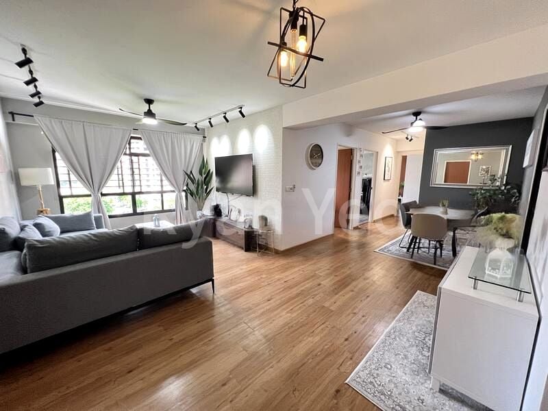 Multi Gen HDB for Sale in 997C Buangkok Crescent - Image 5