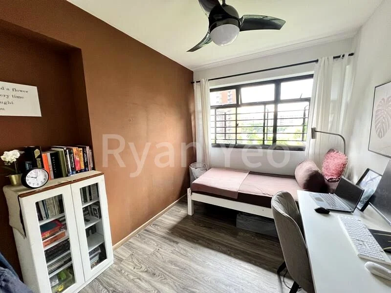 Multi Gen HDB for Sale in 997C Buangkok Crescent - Image 15