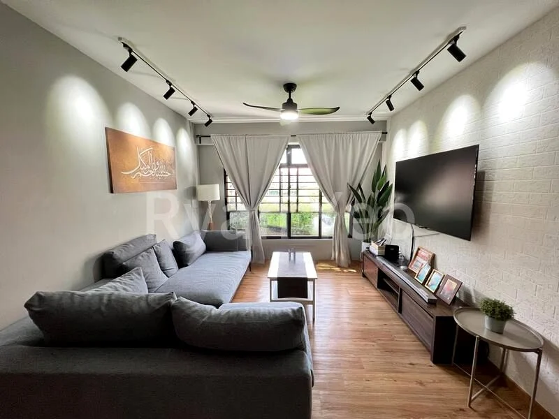 Multi Gen HDB for Sale in 997C Buangkok Crescent - Image 10