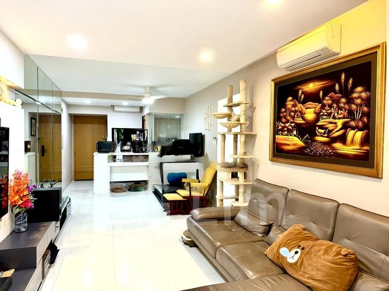 3 Bed Condo for Sale in  The Quartz - Image 1