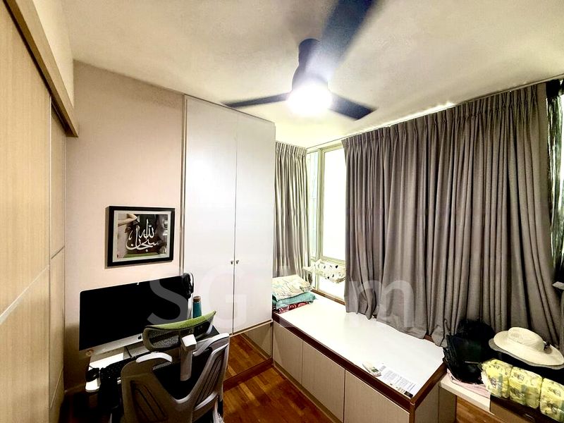 3 Bed Condo for Sale in  The Quartz - Image 8