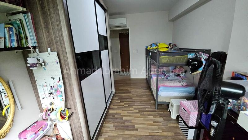 5 Room (5I) HDB for Sale in 470B Upper Serangoon Crescent - Image 10