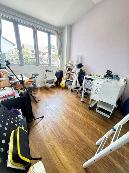 5 Bed Terraced House (Landed) for Sale in  Parc Greenwich - Image 17