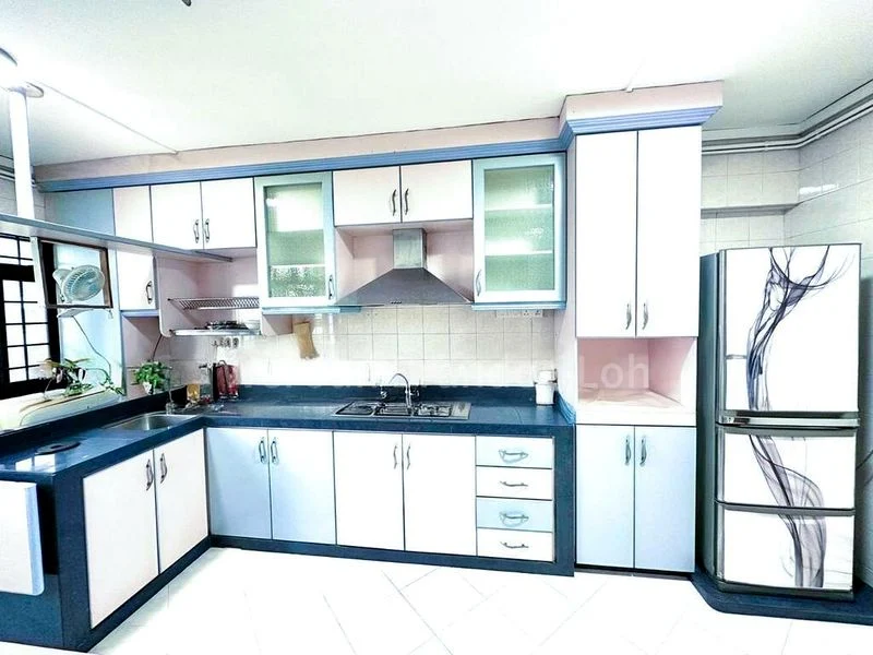 5 Room (5I) HDB for Rent in  115C Yishun Ring Road - Image 4