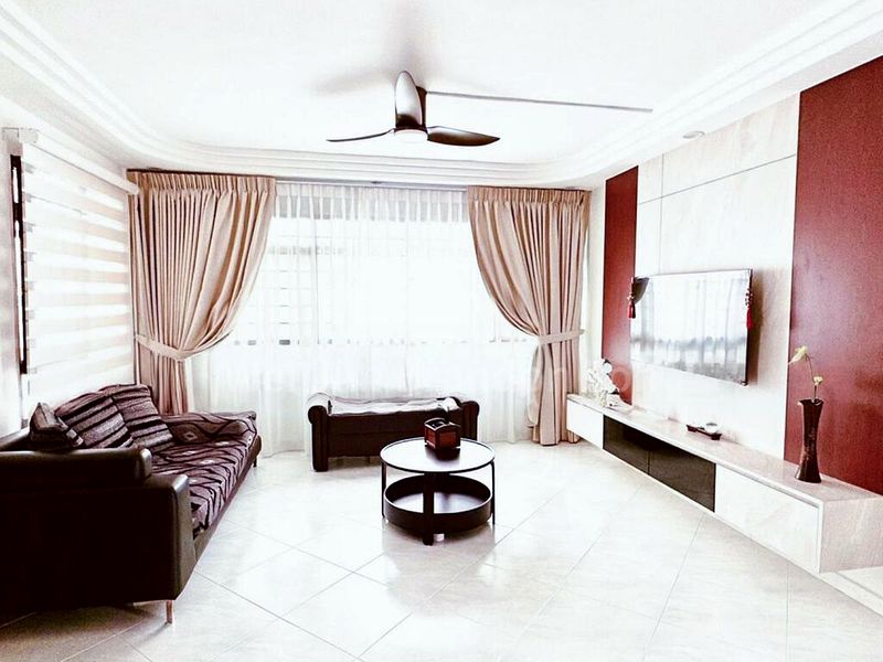 5 Room (5I) HDB for Rent in  115C Yishun Ring Road - Image 2