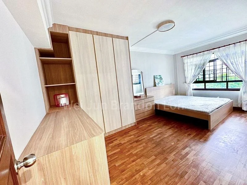 5 Room (5I) HDB for Rent in  115C Yishun Ring Road - Image 9