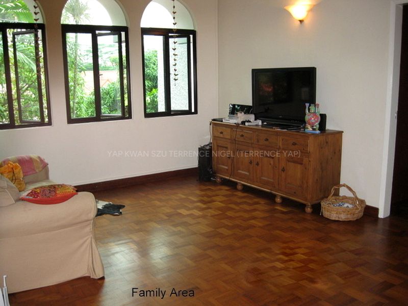 5 Bed Bungalow (Landed) for Rent in  McMahon Park - Image 11