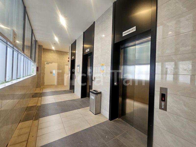 Light Industrial (B1) for Sale: Inspace, 2,500 Sq Ft Industrial Unit on Bilton Way - Image 9