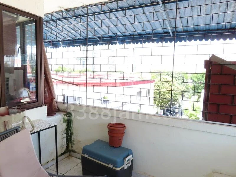 3 Bed Walk-up Apartment (Condo) for Sale in Tiong Bahru Estate - Image 1