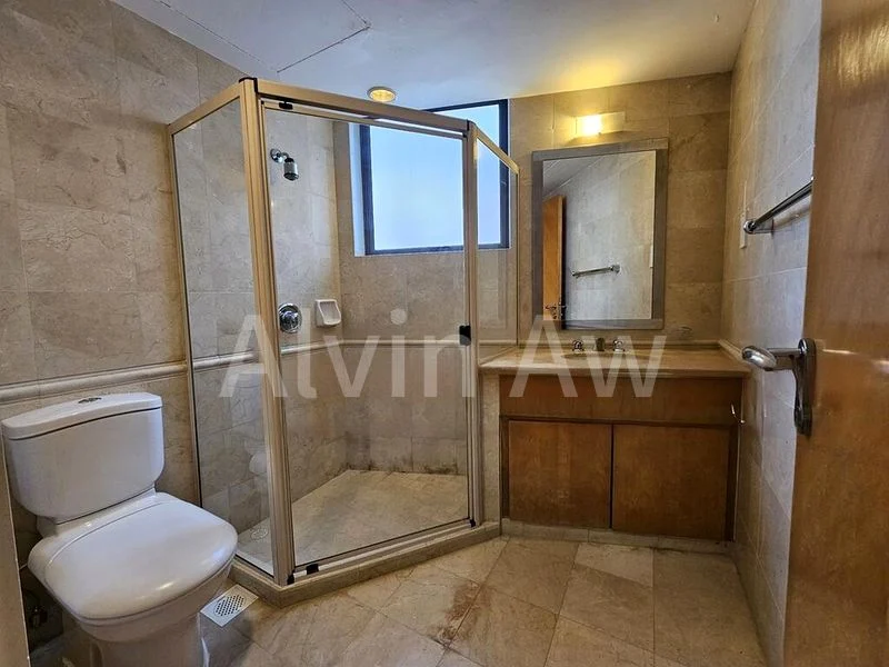 3 Bed Condo for Rent in  Grange 70 - Image 3