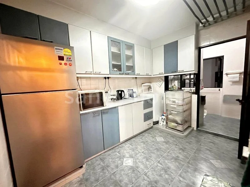 Executive HDB for Sale in 666B Jurong West Street 65 - Image 11