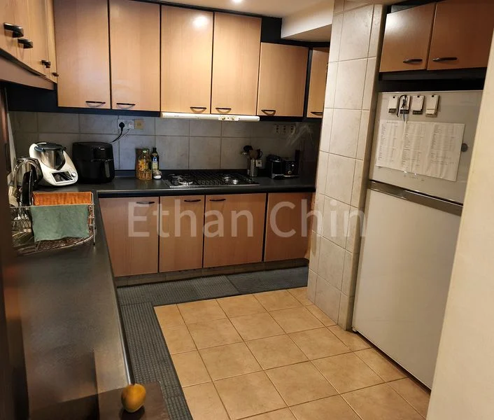 2 Bed Apartment (Condo) for Sale in  UE Square - Image 6