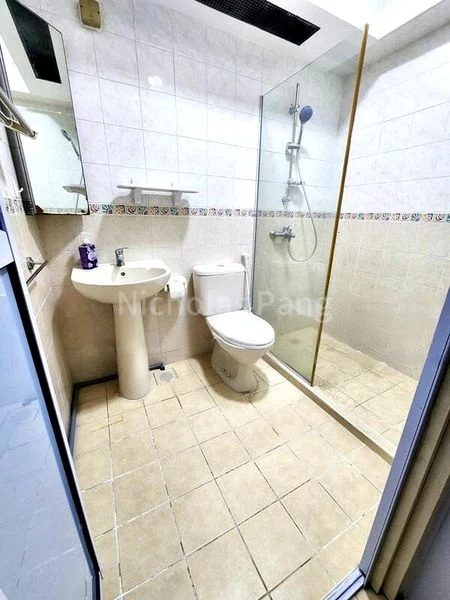 4 Room (4STD) HDB for Rent in 172A Edgedale Plains - Image 5