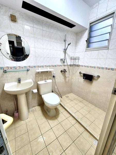 4 Room (4STD) HDB for Rent in 172A Edgedale Plains - Image 2