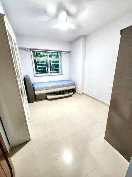 4 Room (4STD) HDB for Rent in 172A Edgedale Plains - Image 3