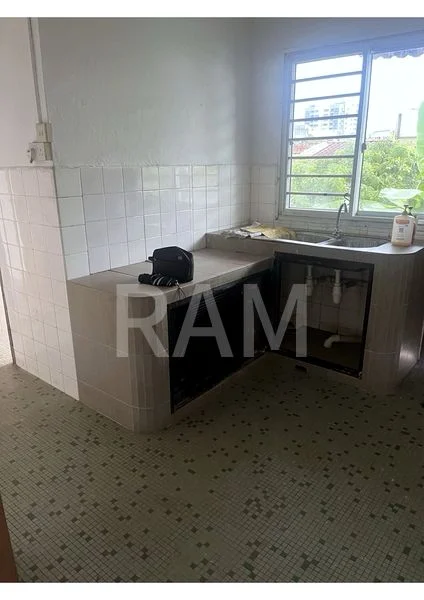 3 Bed Terraced House (Landed) for Rent in Teacher's Housing Estate - Image 11