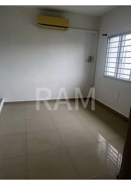 3 Bed Terraced House (Landed) for Rent in Teacher's Housing Estate - Image 9