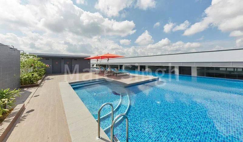 Light Industrial (B1) for Rent: Nordcom II - Image 4