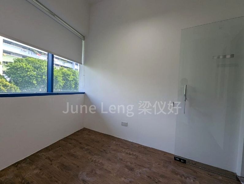 Light Industrial (B1) for Rent: Bryton House - Image 2