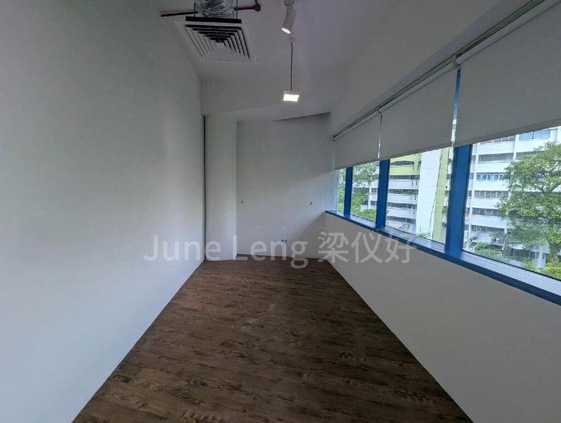 Light Industrial (B1) for Rent: Bryton House - Image 6