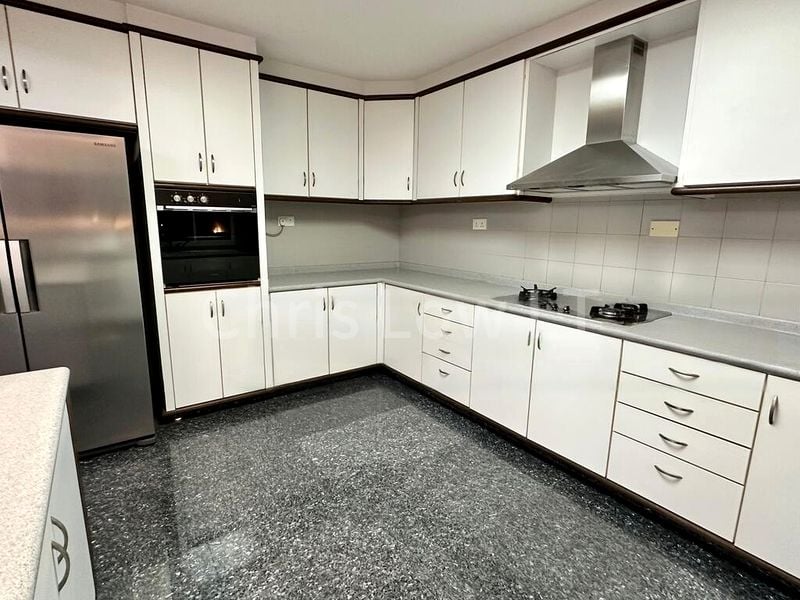 5 Bed Semi-Detached House (Landed) for Sale in  East Coast Hill - Image 12