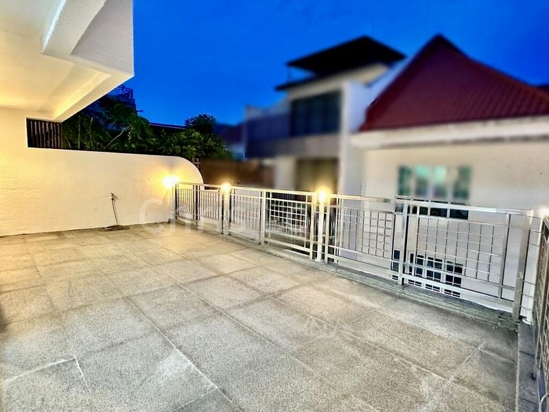 5 Bed Semi-Detached House (Landed) for Sale in  East Coast Hill - Image 16