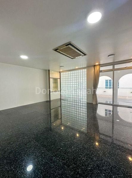 6 Bed Semi-Detached House (Landed) for Sale in  East Coast Hill - Image 5