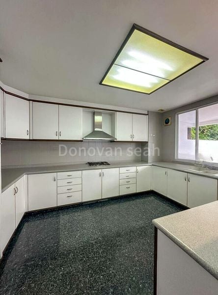 6 Bed Semi-Detached House (Landed) for Sale in  East Coast Hill - Image 4