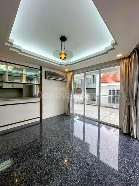 6 Bed Semi-Detached House (Landed) for Sale in  East Coast Hill - Image 3