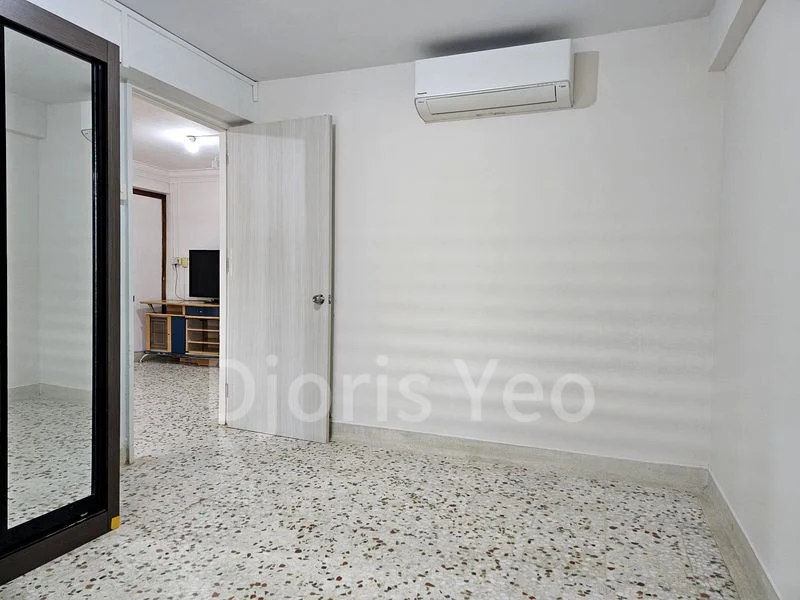 3 Room (3I) HDB for Rent in  16 Eunos Crescent - Image 3